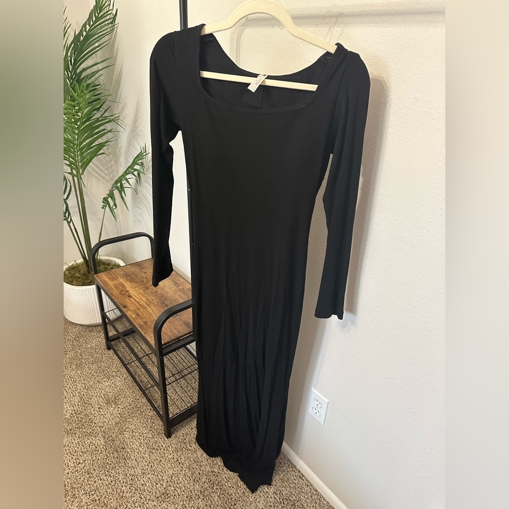Black bodycon shaping dress